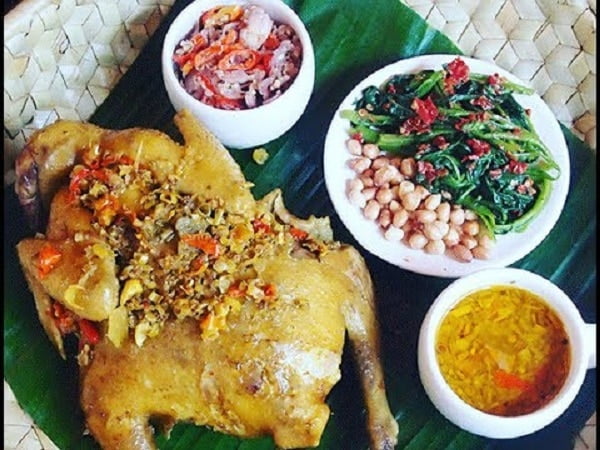 Ayam Betutu Khas Bali, Masakan Gurih dan Berbumbu Mantap(youtube.com)