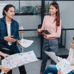 Komunikasi Verbal dan Nonverbal dalam Kehidupan Sehari-hari